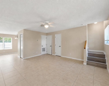 912 E Citrus Avenue - Photo Thumbnail 1