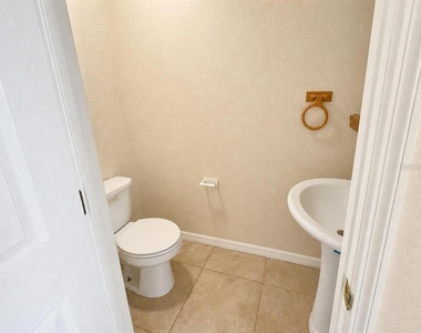 912 E Citrus Avenue - Photo Thumbnail 9