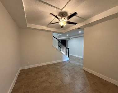 1040 Thunderhead Lane - Photo Thumbnail 2