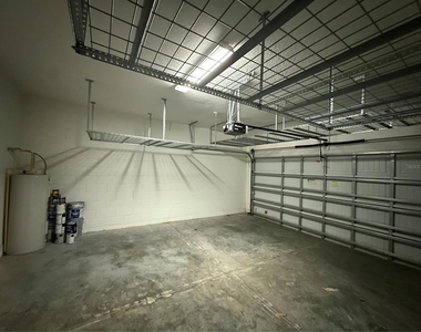 1040 Thunderhead Lane - Photo Thumbnail 10