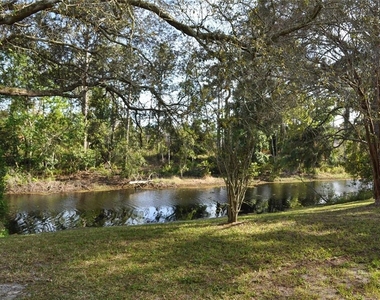 127 Persimmon Drive - Photo Thumbnail 8
