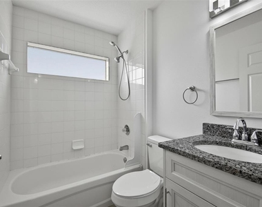 70 Ryan Drive - Photo Thumbnail 32