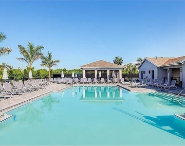 8318 Waterscape Road - Photo Thumbnail 17