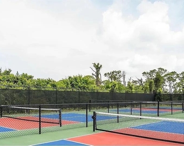 8318 Waterscape Road - Photo Thumbnail 16