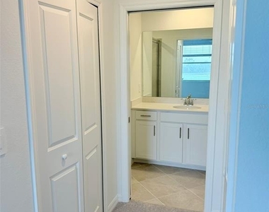 17565 Opal Sand Drive - Photo Thumbnail 9