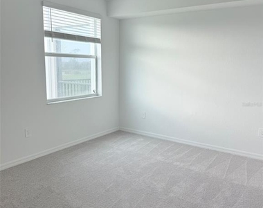 17565 Opal Sand Drive - Photo Thumbnail 10