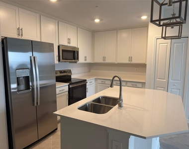 17565 Opal Sand Drive - Photo Thumbnail 13