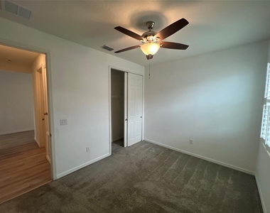 3504 74th Avenue Circle E - Photo Thumbnail 19