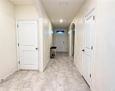 17436 Harvest Moon Way - Photo Thumbnail 2