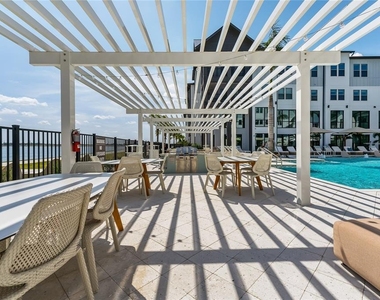 1420 Lakefront Drive - Photo Thumbnail 28