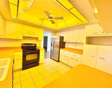 7704 24th Avenue W - Photo Thumbnail 9
