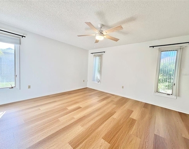 7704 24th Avenue W - Photo Thumbnail 12