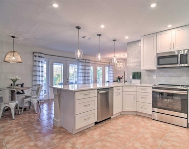 4107 Coconut Terrace - Photo Thumbnail 8