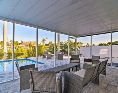 4107 Coconut Terrace - Photo Thumbnail 21