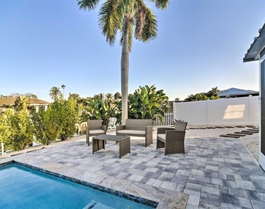 4107 Coconut Terrace - Photo Thumbnail 25