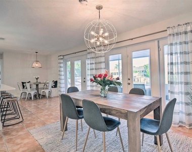 4107 Coconut Terrace - Photo Thumbnail 10