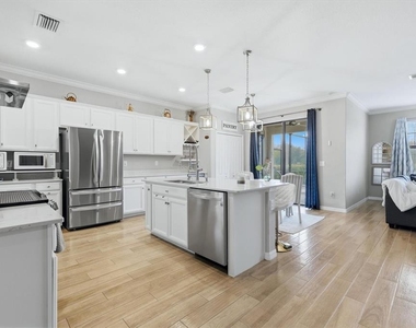 11106 Copperlefe Drive - Photo Thumbnail 10