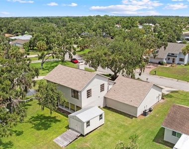8006 Oak Drive - Photo Thumbnail 42