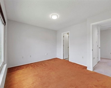 8006 Oak Drive - Photo Thumbnail 27