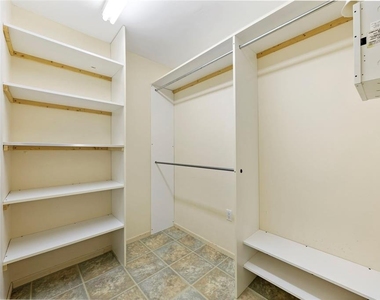 8006 Oak Drive - Photo Thumbnail 28