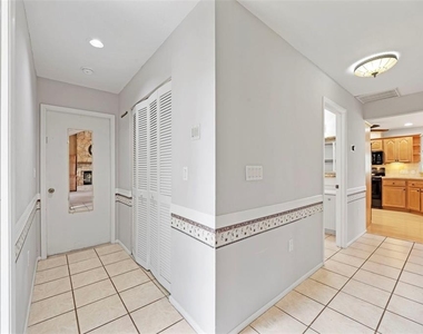 8006 Oak Drive - Photo Thumbnail 9