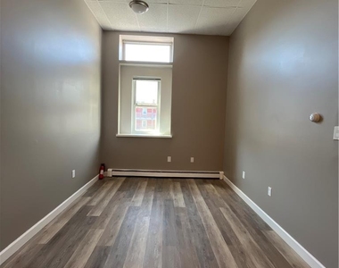 23 Belvidere Street - Photo Thumbnail 3