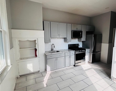 1154 Washington - Photo Thumbnail 13