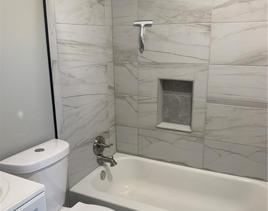 828 N Sherman Street - Photo Thumbnail 10