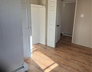516 Heckman Avenue - Photo Thumbnail 11