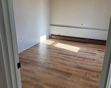 516 Heckman Avenue - Photo Thumbnail 9
