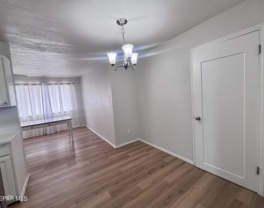 10317 Thor Street - Photo Thumbnail 4