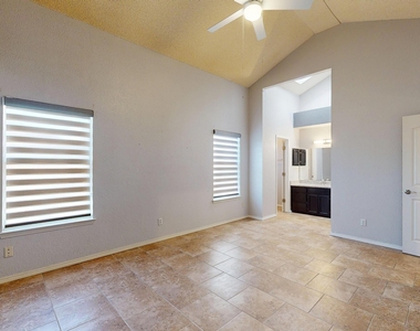 7580 Plaza Taurina Drive - Photo Thumbnail 27