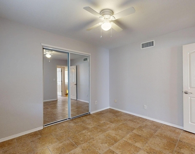 7580 Plaza Taurina Drive - Photo Thumbnail 22