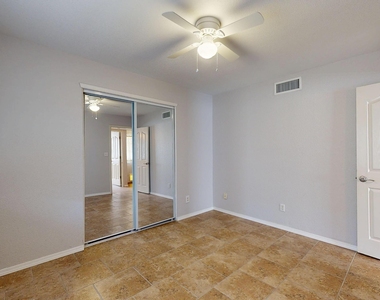 7580 Plaza Taurina Drive - Photo Thumbnail 18