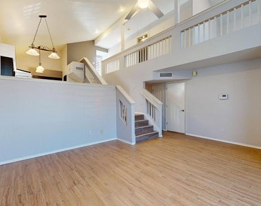 7580 Plaza Taurina Drive - Photo Thumbnail 4
