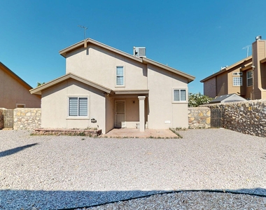 7580 Plaza Taurina Drive - Photo Thumbnail 36