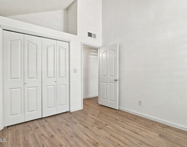 6728 Dakota Ridge Drive - Photo Thumbnail 29