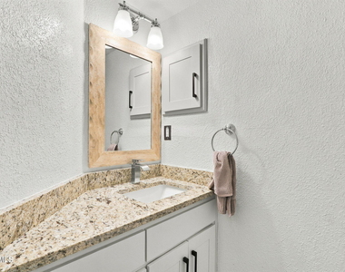 6728 Dakota Ridge Drive - Photo Thumbnail 19