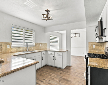 6728 Dakota Ridge Drive - Photo Thumbnail 15