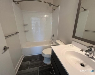 112a Southfield Avenue - Photo Thumbnail 24