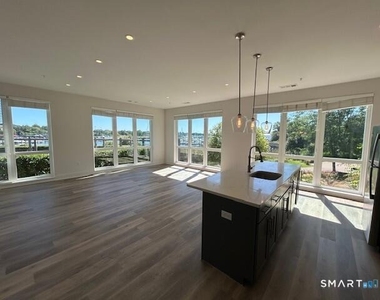 112a Southfield Avenue - Photo Thumbnail 14