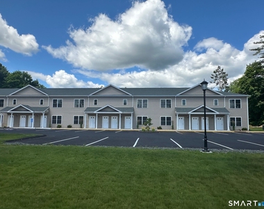136 Liberty Street - Photo Thumbnail 4