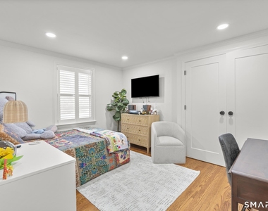 180 Ruane Street - Photo Thumbnail 8