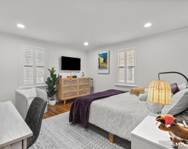 180 Ruane Street - Photo Thumbnail 13
