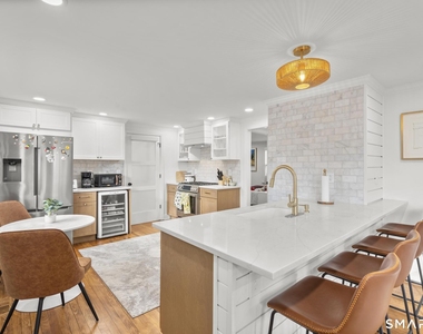 180 Ruane Street - Photo Thumbnail 4