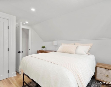 22 Oldfield Drive - Photo Thumbnail 25