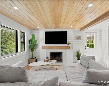22 Oldfield Drive - Photo Thumbnail 12
