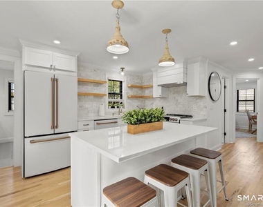 22 Oldfield Drive - Photo Thumbnail 7