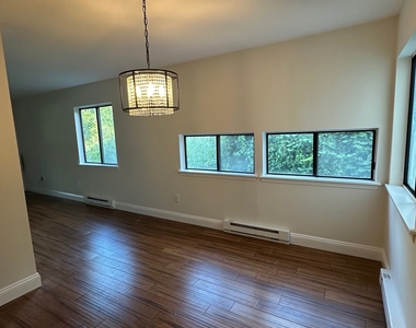 3699 Broadbridge Avenue - Photo Thumbnail 7