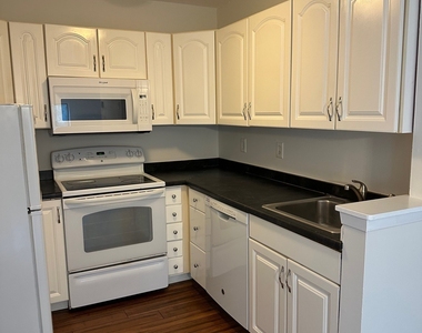 3699 Broadbridge Avenue - Photo Thumbnail 5